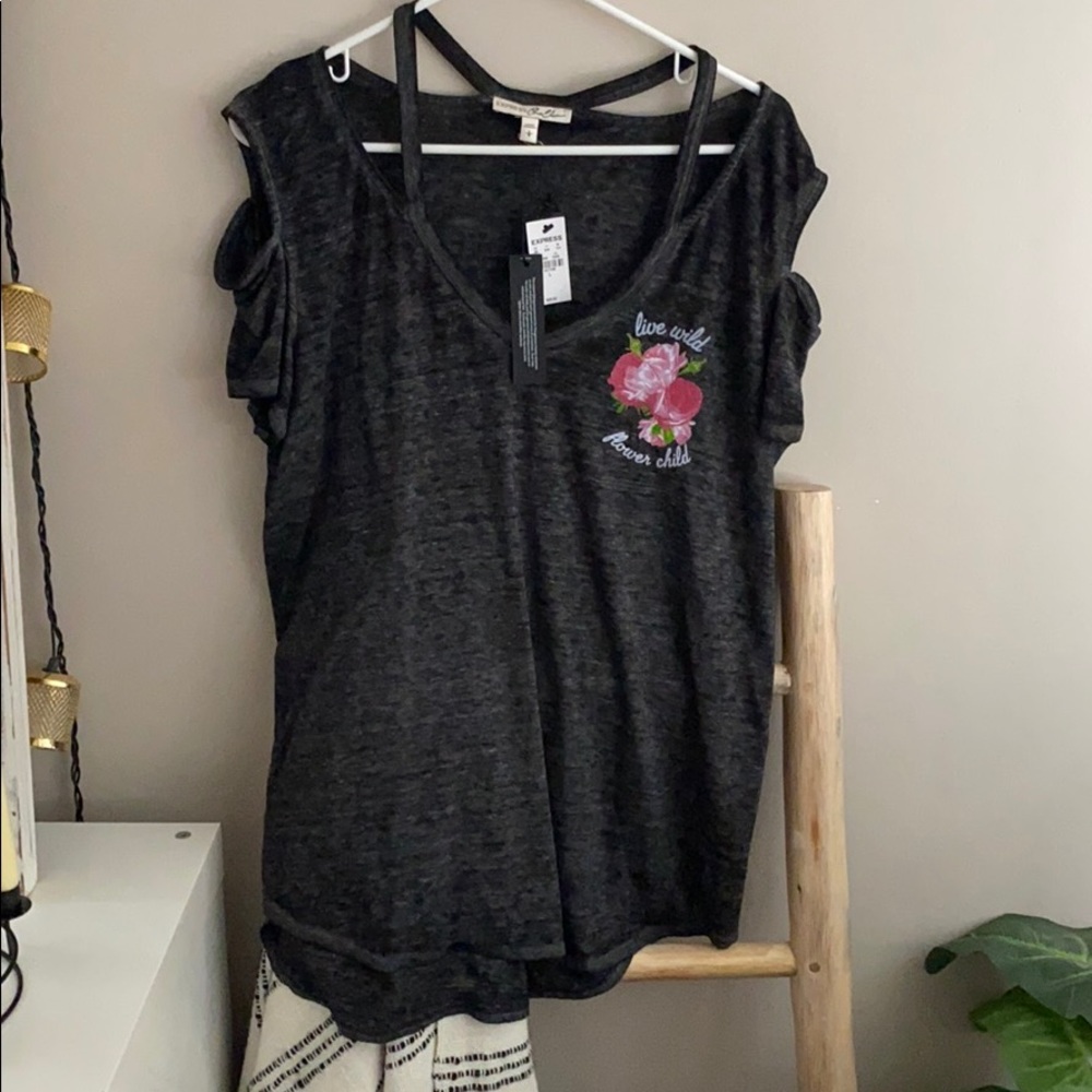 Express One Eleven tee